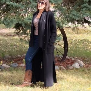 Magic 50% Merino Wool floor length sweater Italy size Lg $125 Firm